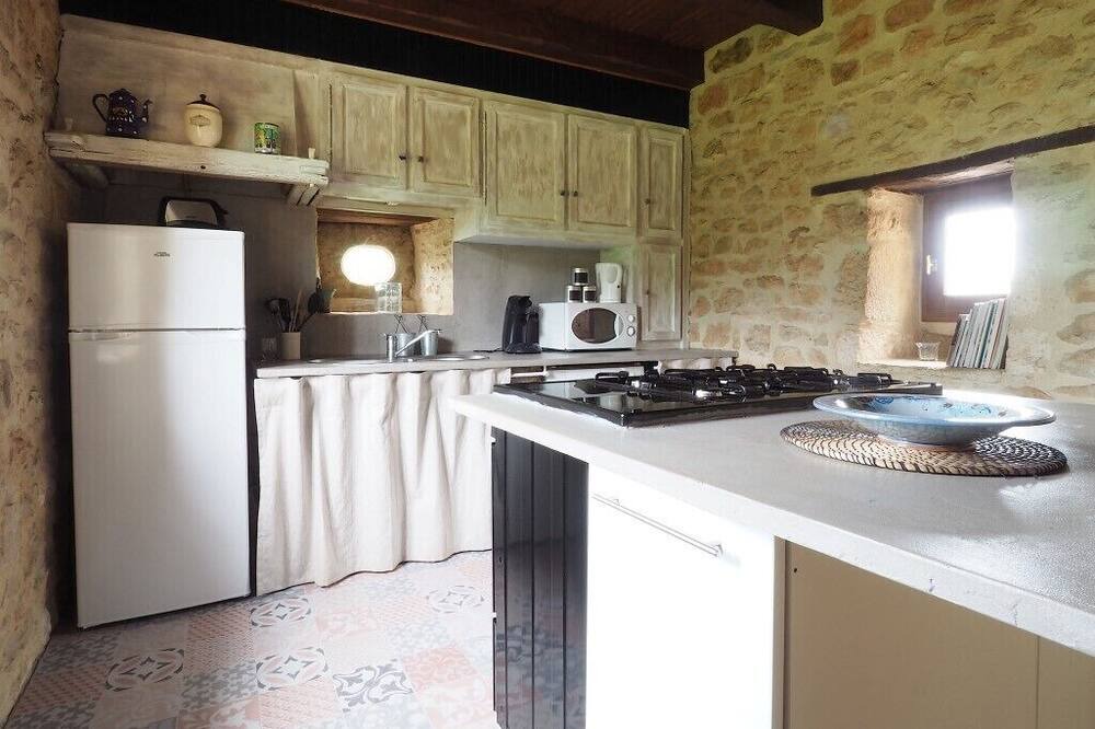 Photo of Kitchen in Coteaux Perigourdins