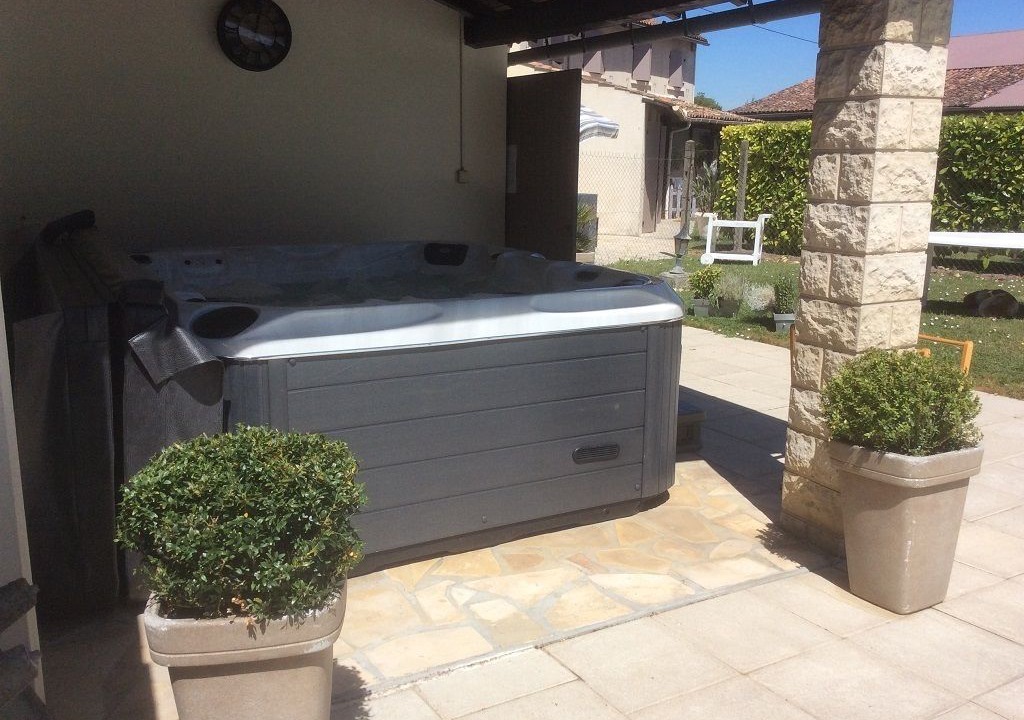 Photo of Outdoor in Gensac-la-Pallue