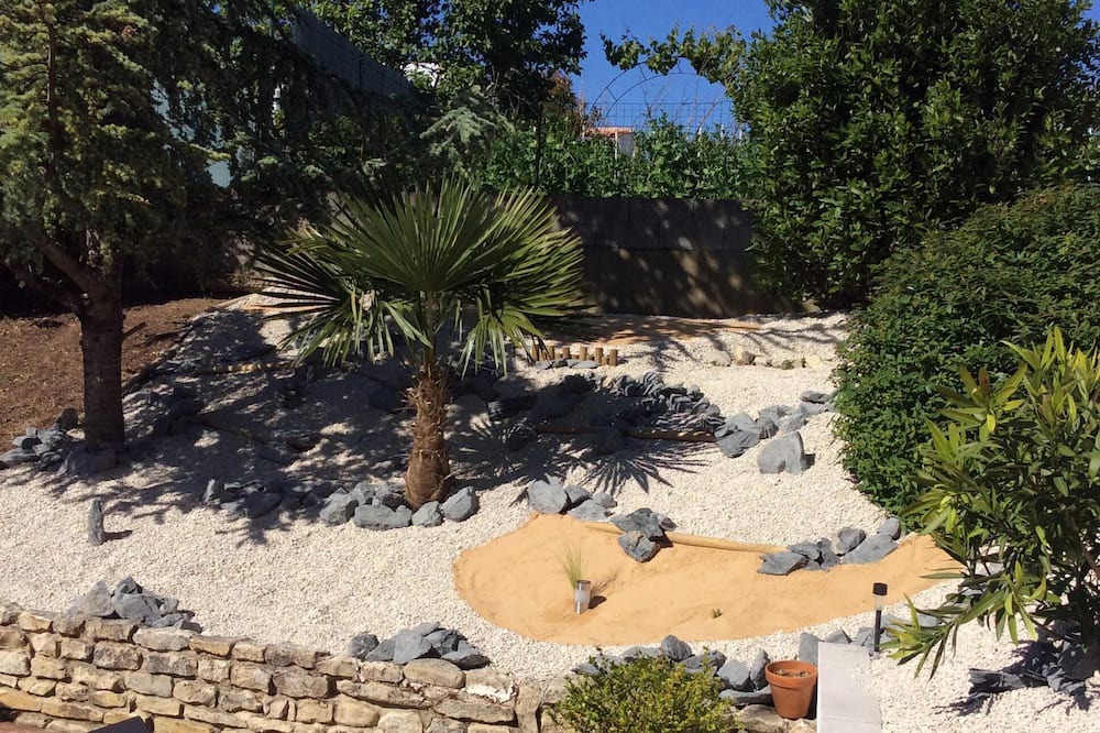 Photo of Outdoor in LHoumeau