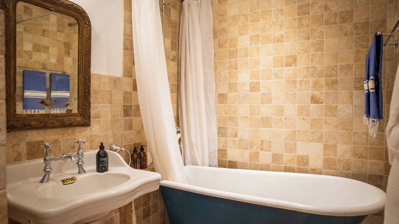 Photo of Bathroom in Saint-Vincent-de-Cosse