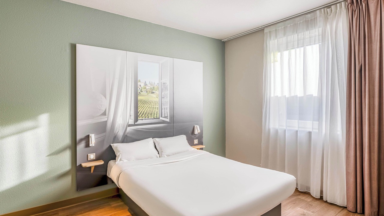 Photo of Bedroom in Langon