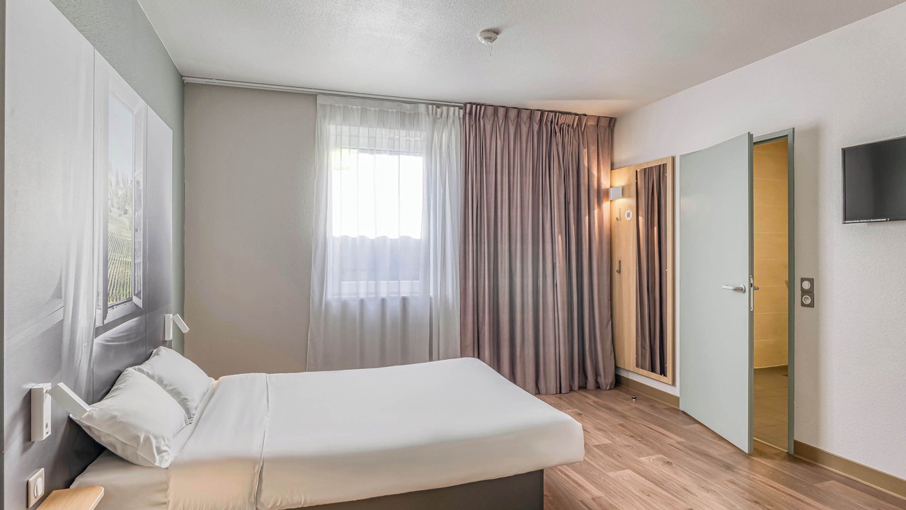 Photo of Bedroom in Langon