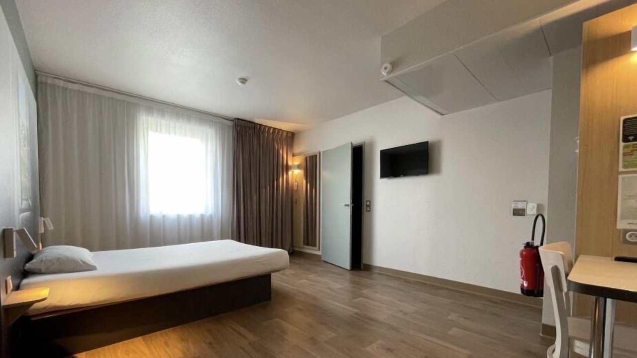 Photo of Bedroom in Langon