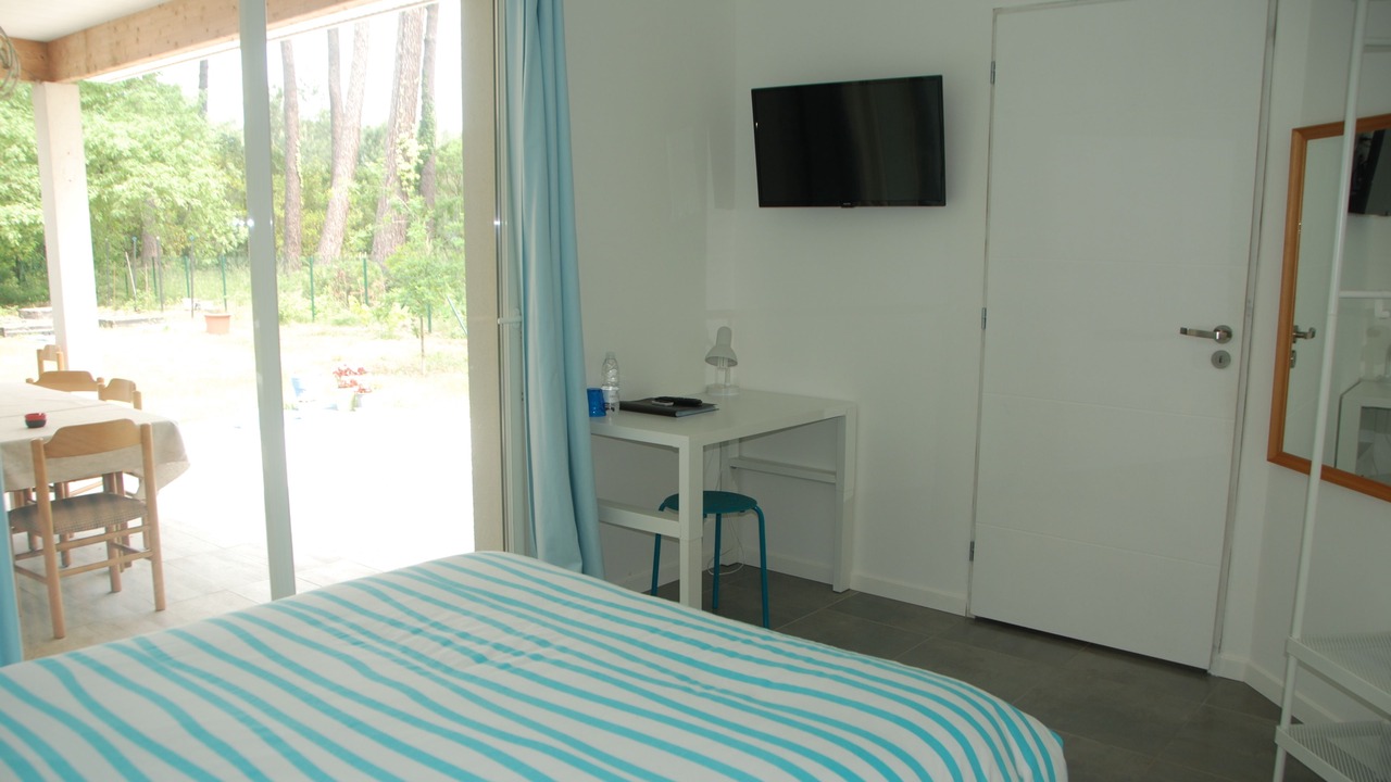 Photo of Bedroom in Lanton