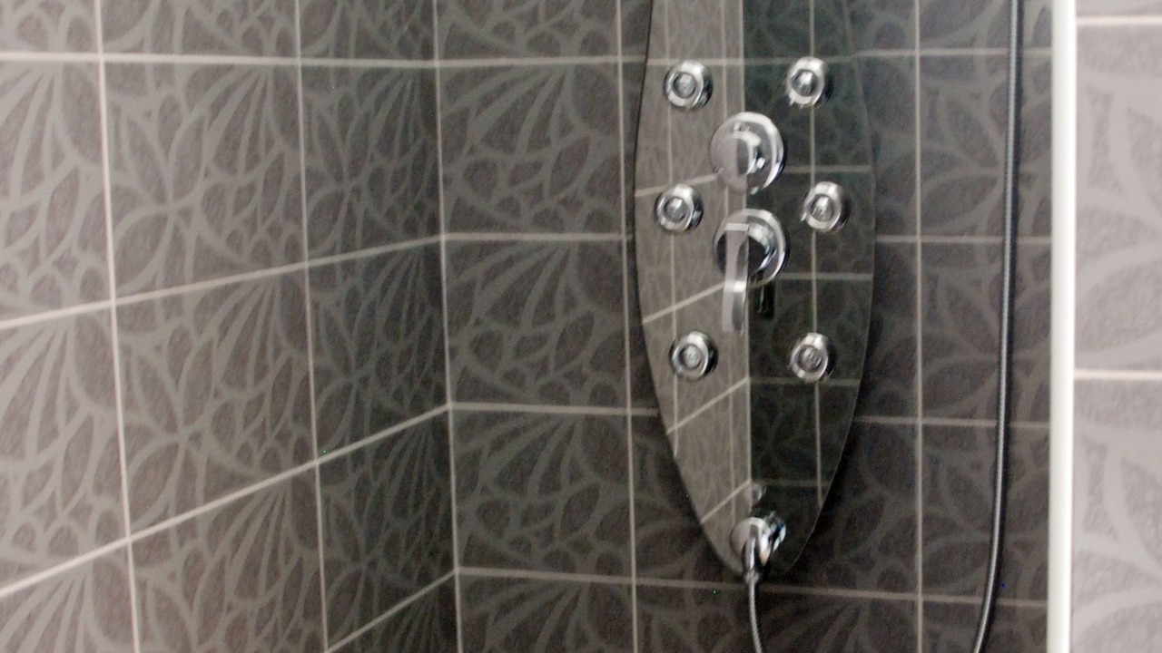 Photo of Bathroom in Lanton