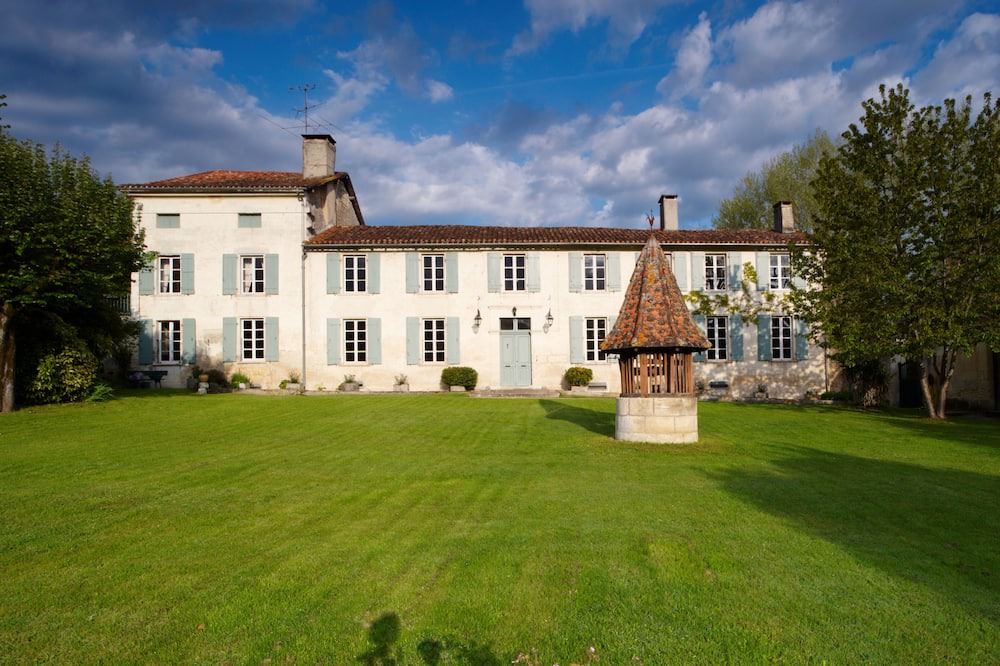 Photo of Outdoor in Saint-Romain