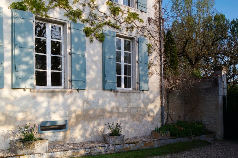 Photo of Outdoor in Saint-Romain