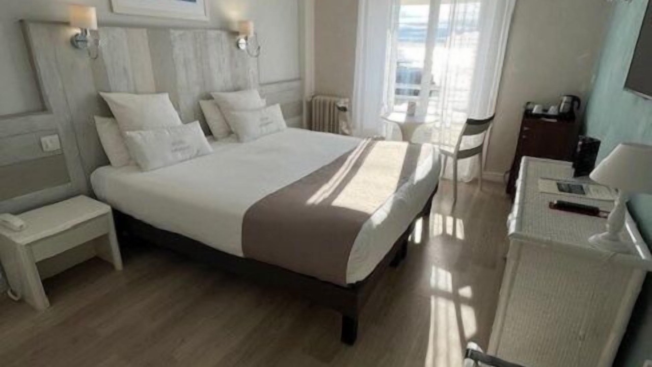 Photo of Bedroom in Pontaillac