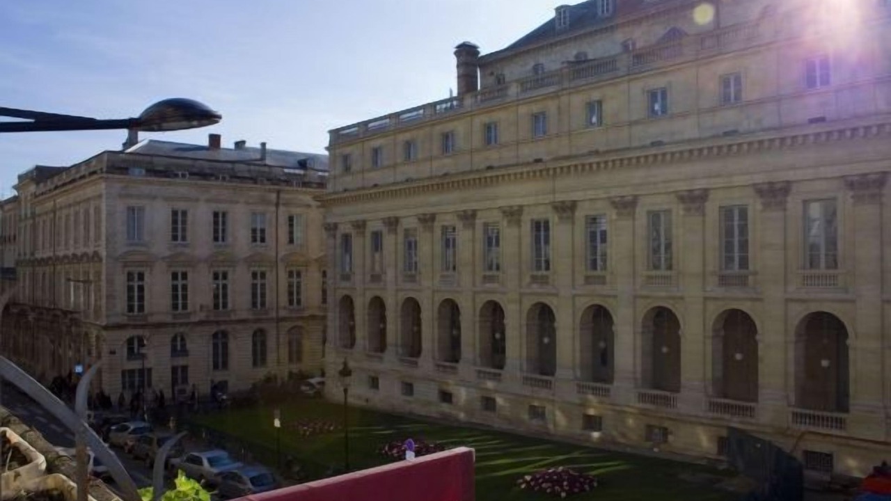Photo of Others in Bordeaux Golden Triangle