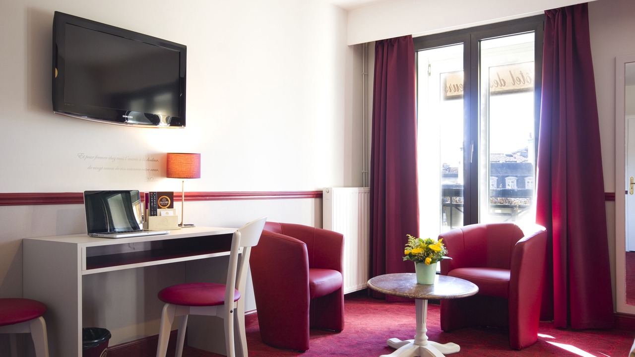 Photo of Bedroom in Bordeaux Golden Triangle