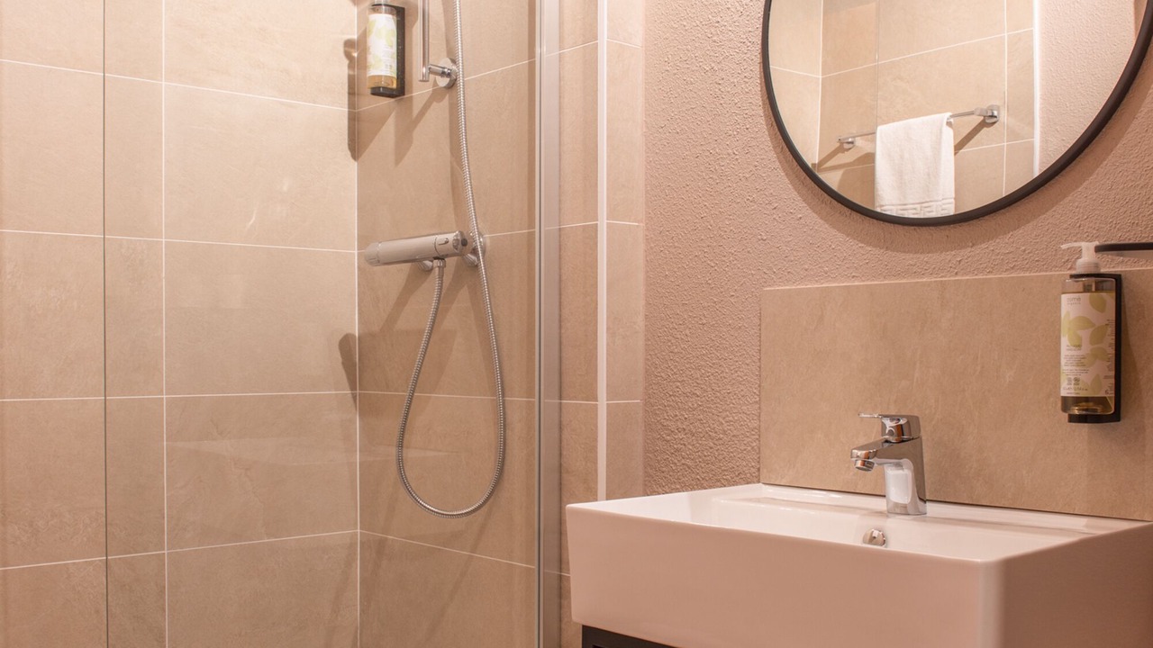 Photo of Bathroom in Chasseneuil-du-Poitou