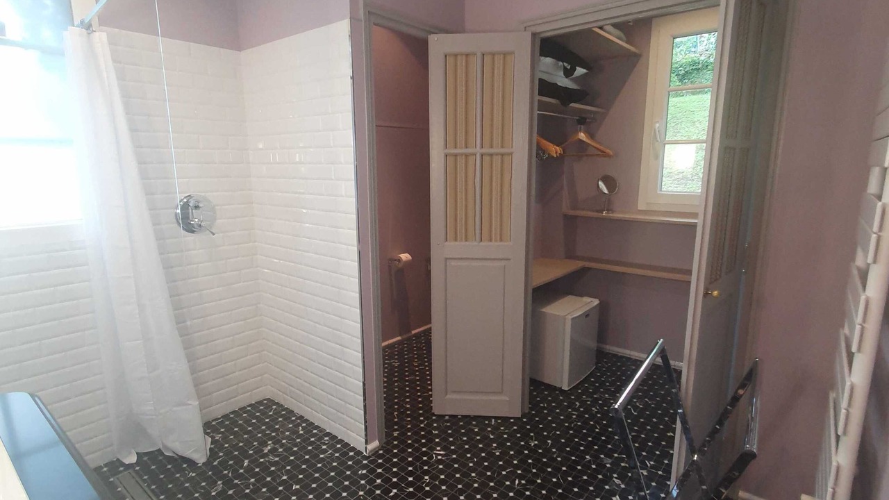 Photo of Bathroom in Champagnac-de-Belair