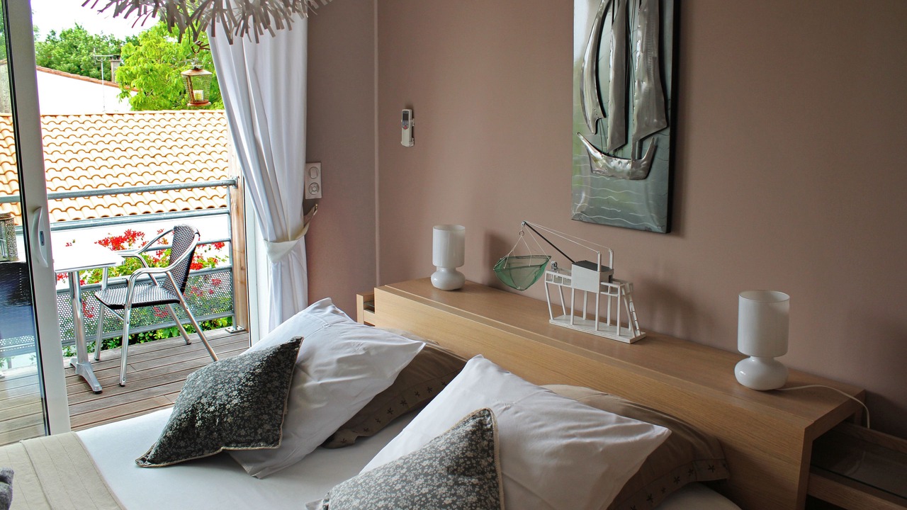 Photo of Bedroom in Saint-Palais-sur-Mer