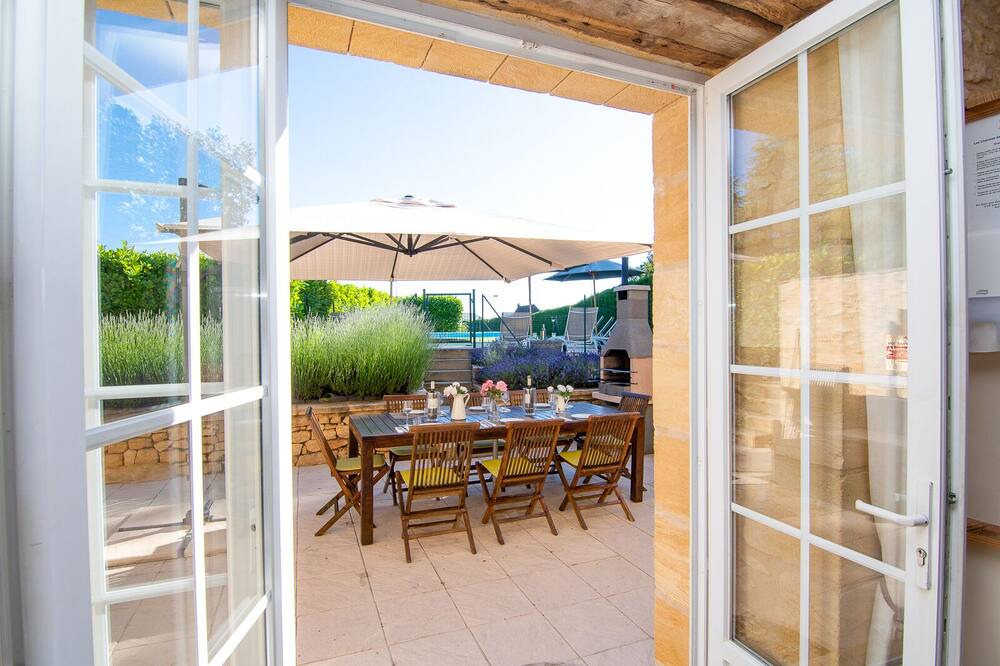 Photo of Patio Balcony in Saint-Crepin-et-Carlucet