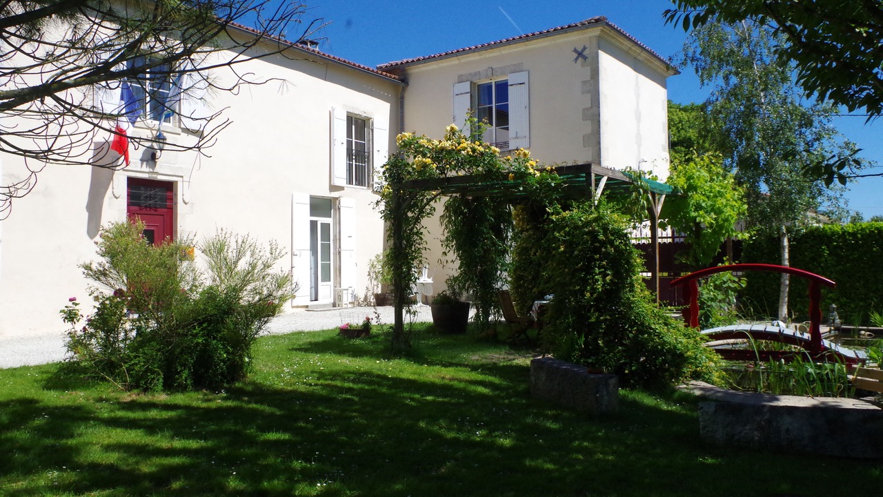 Photo of Outdoor in Courcelles