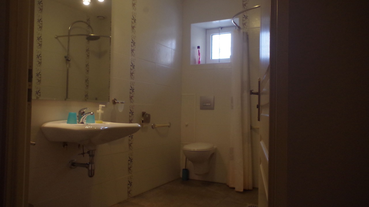 Photo of Bathroom in Courcelles