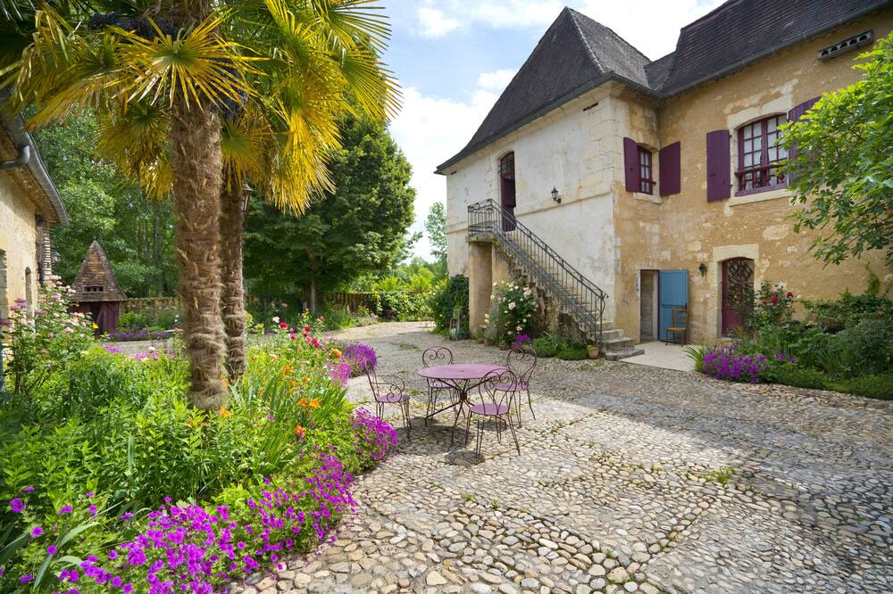 Photo of Outdoor in Villamblard