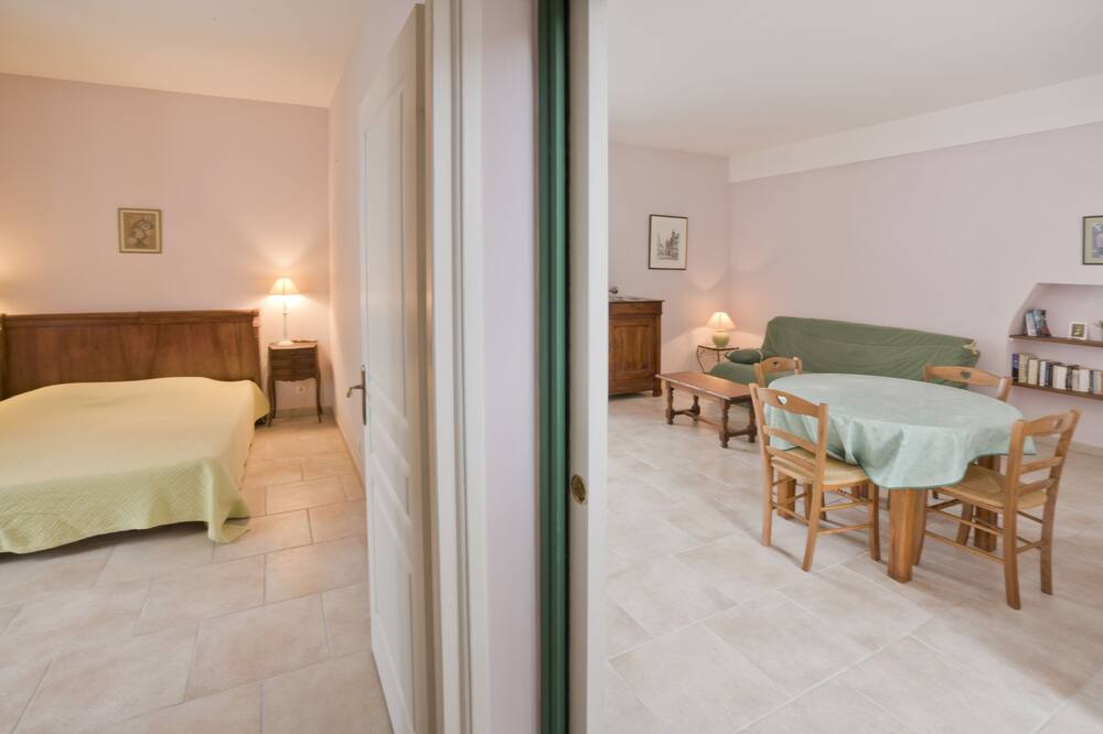 Photo of Bedroom in Villamblard