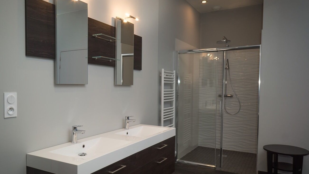 Photo of Bathroom in Beychac-et-Caillau