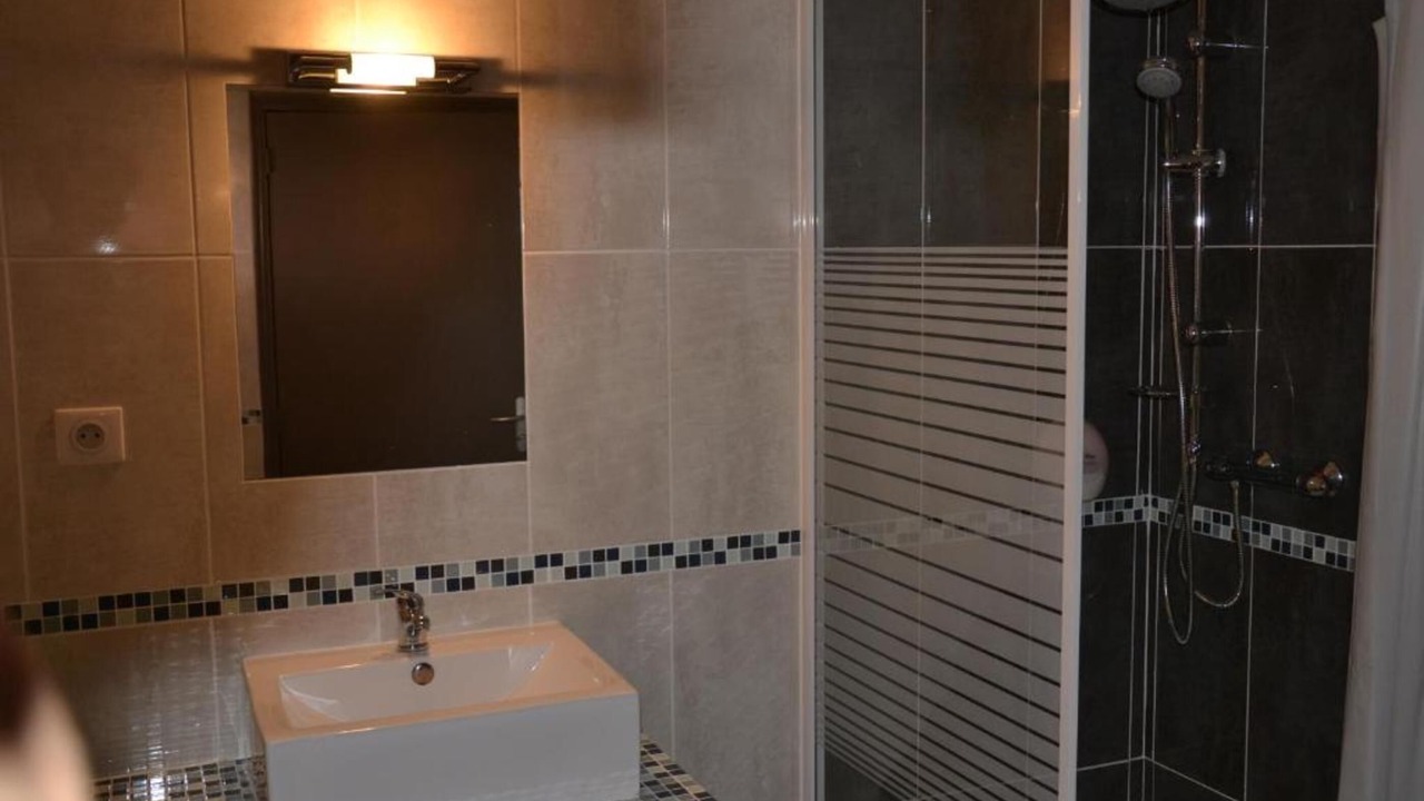 Photo of Bathroom in Sainte-Foy-la-Grande