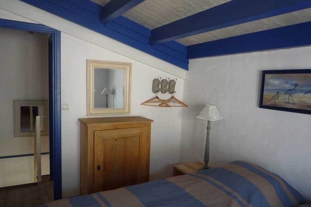 Photo of Bedroom in Ars-en-Re