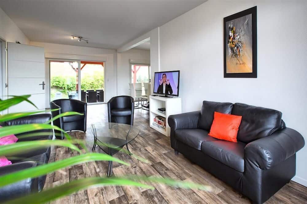 Photo of Livingroom in Lacanau-Ocean