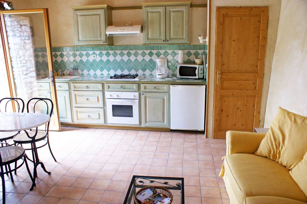 Photo of Kitchen in Conne-de-Labarde