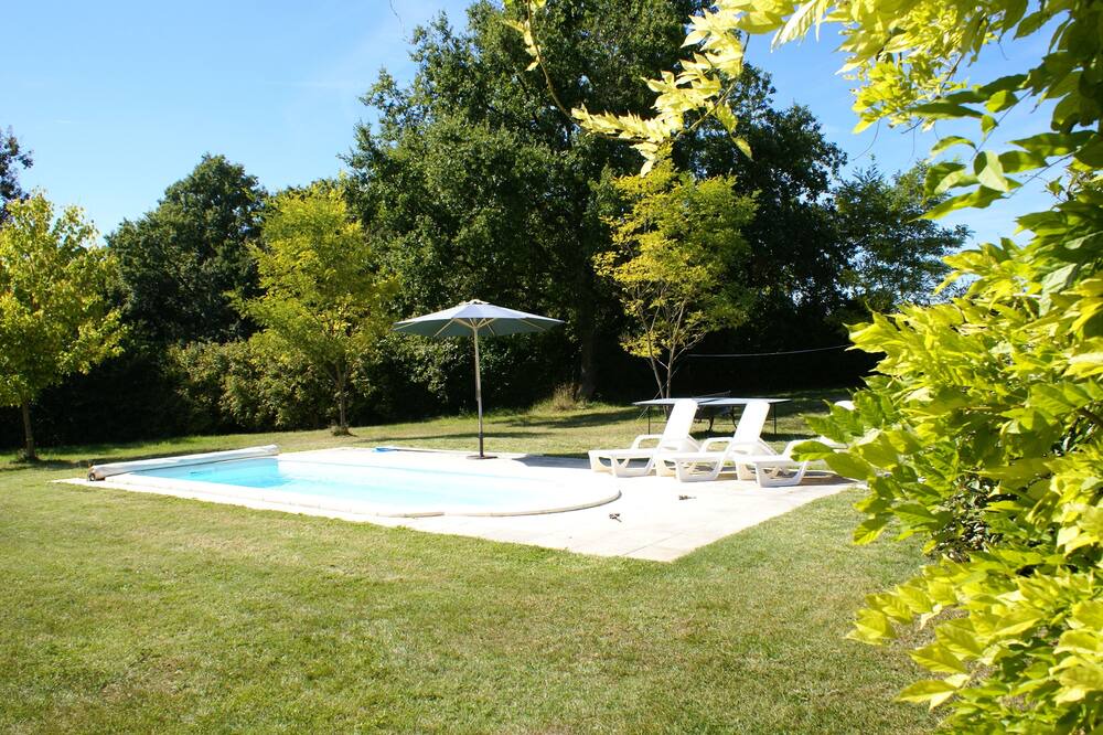 Photo of Outdoor in Conne-de-Labarde
