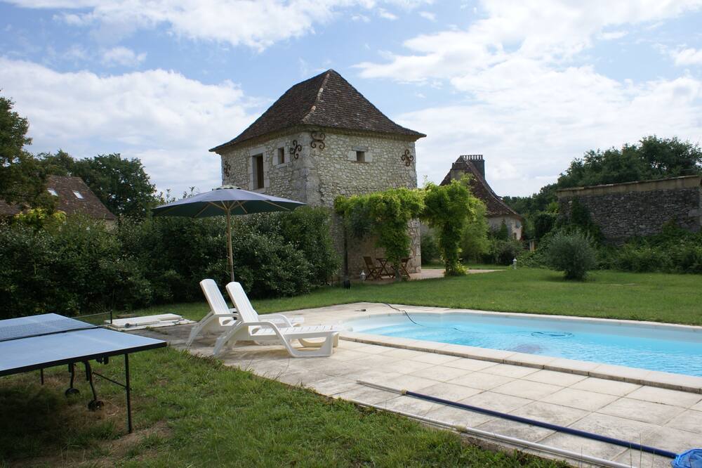 Photo of Outdoor in Conne-de-Labarde