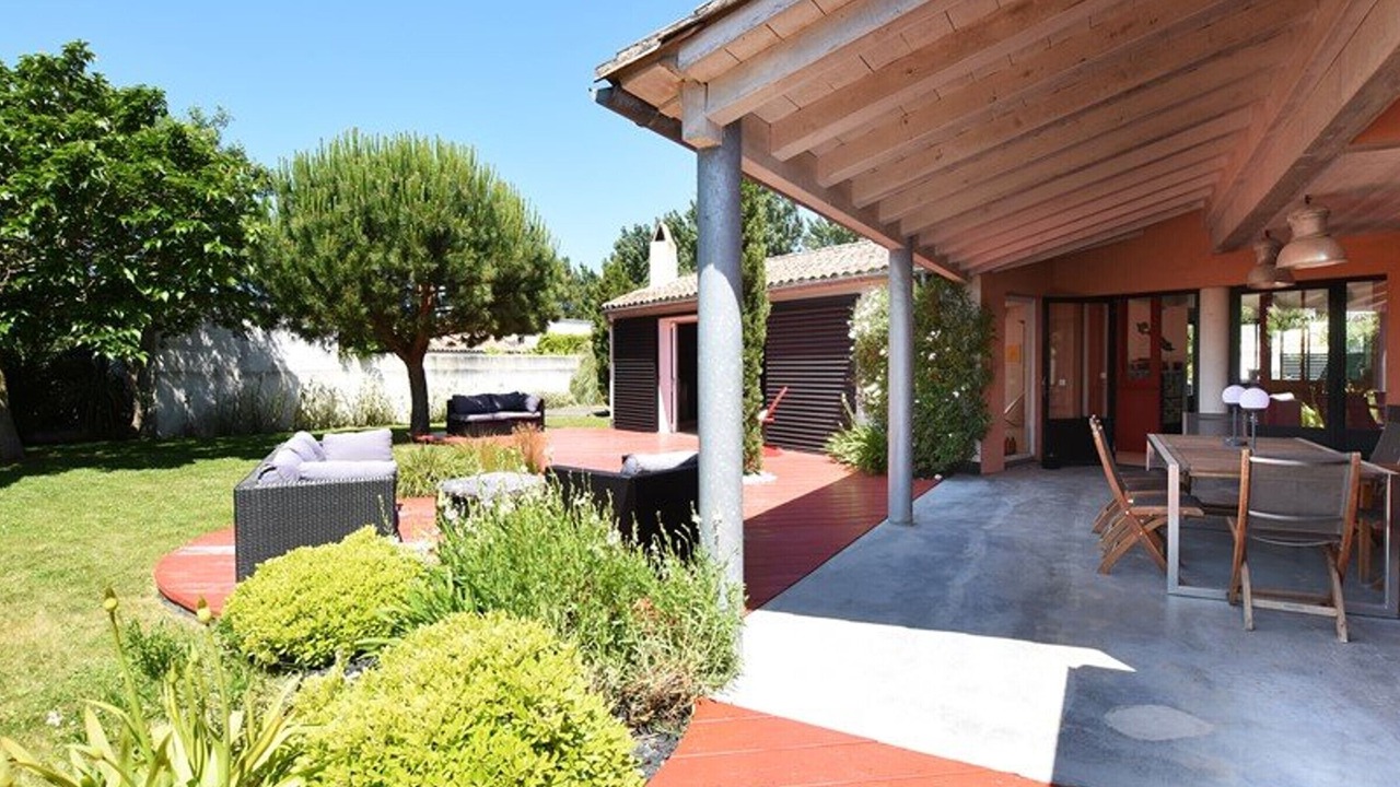 Photo of Patio Balcony in Les Portes-en-Re