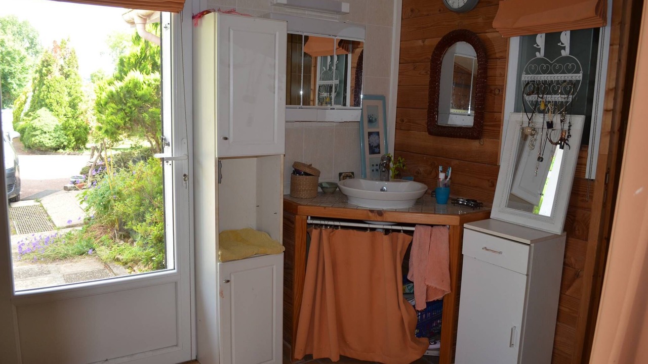 Photo of Kitchen in Saint-Antoine-de-Breuilh