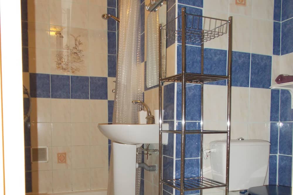 Photo of Bathroom in Terrasson-la-Villedieu