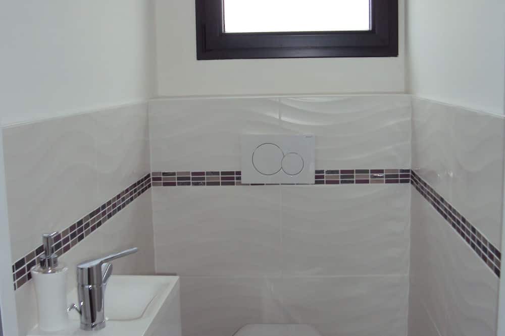 Photo of Bathroom in Saint-Georges-d'Oleron