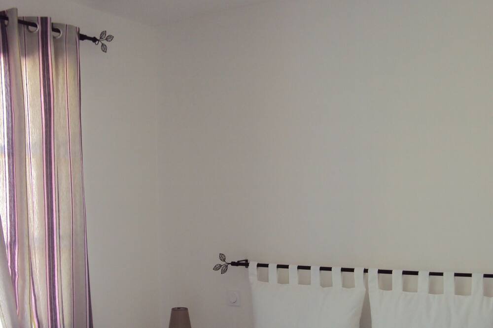 Photo of Bedroom in Saint-Georges-d'Oleron