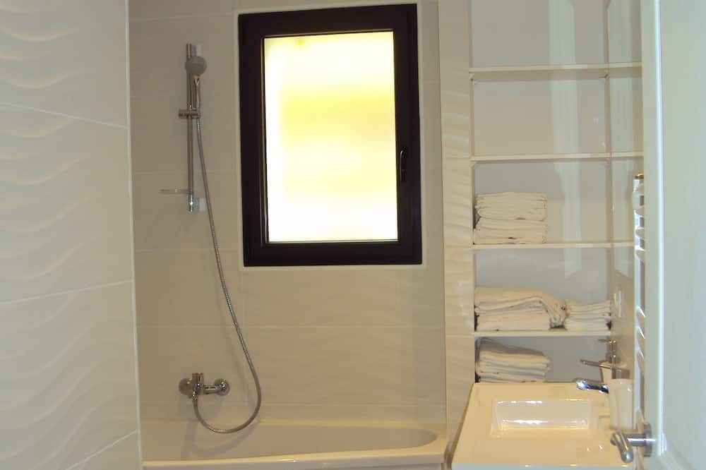 Photo of Bathroom in Saint-Georges-d'Oleron