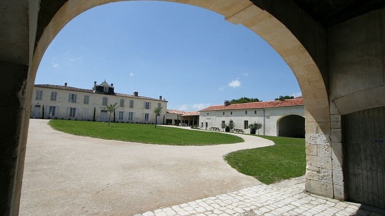 Photo of Outdoor in Reaux