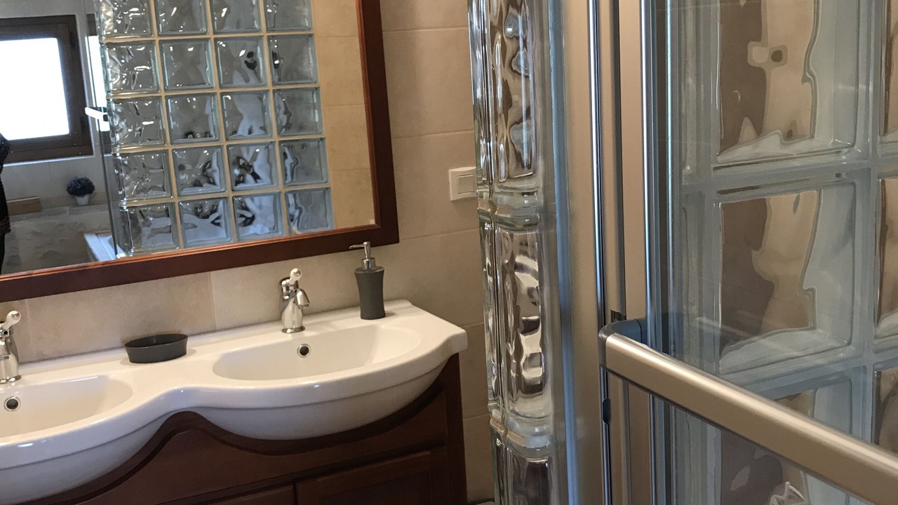 Photo of Bathroom in Thaire