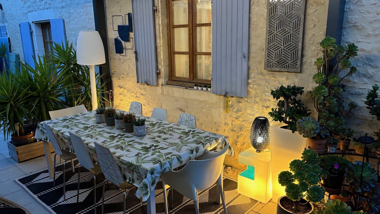 Photo of Outdoor in Thaire