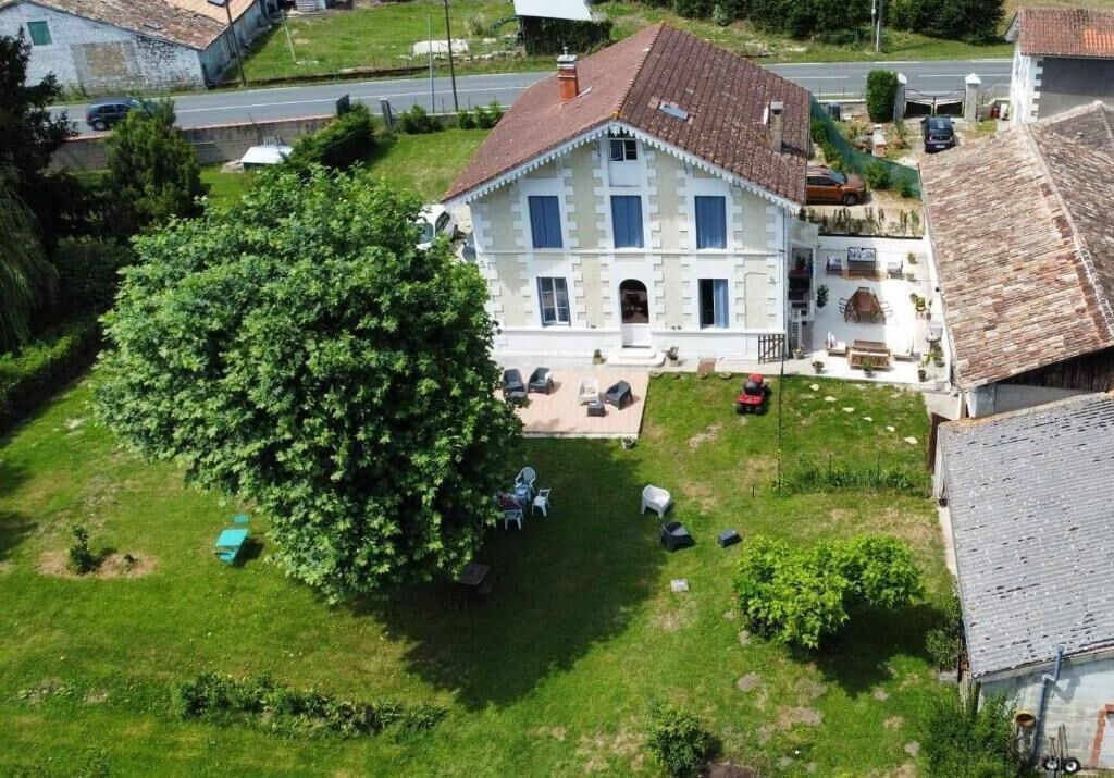 Photo of Outdoor in Montendre