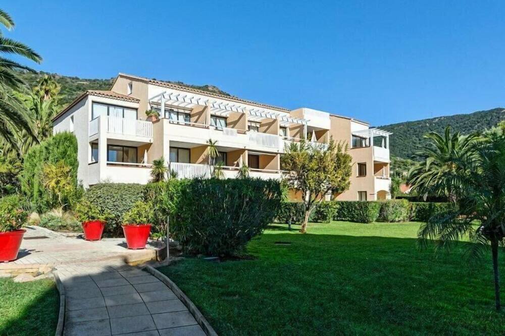 Photo of Outdoor in Le Lavandou