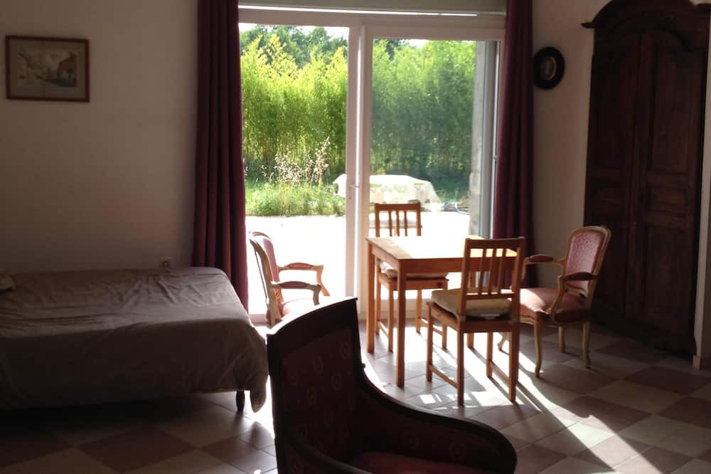 Photo of Bedroom in Bourg-sur-Gironde