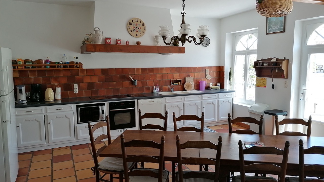 Photo of Kitchen in Mirambeau