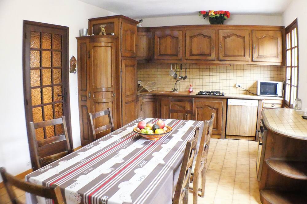 Photo of Kitchen in Beynac-et-Cazenac