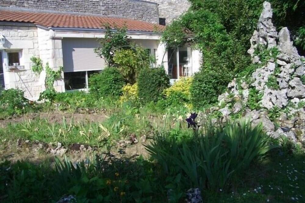 Photo of Outdoor in Souvigne