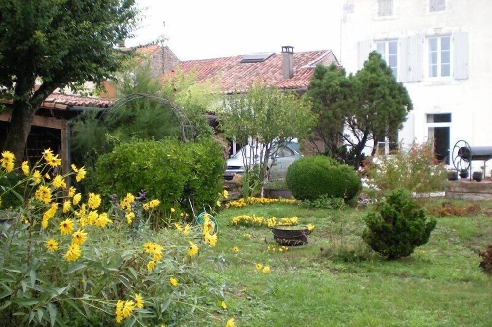 Photo of Outdoor in Souvigne