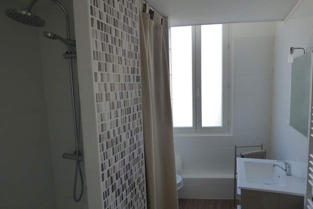 Photo of Bathroom in Bordeaux Sud