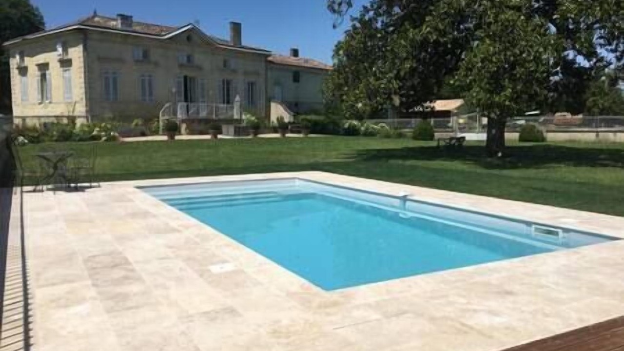 Photo of Outdoor in Libourne
