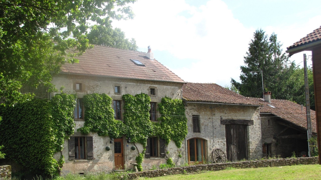 Photo of Outdoor in Dompierre-les-Eglises