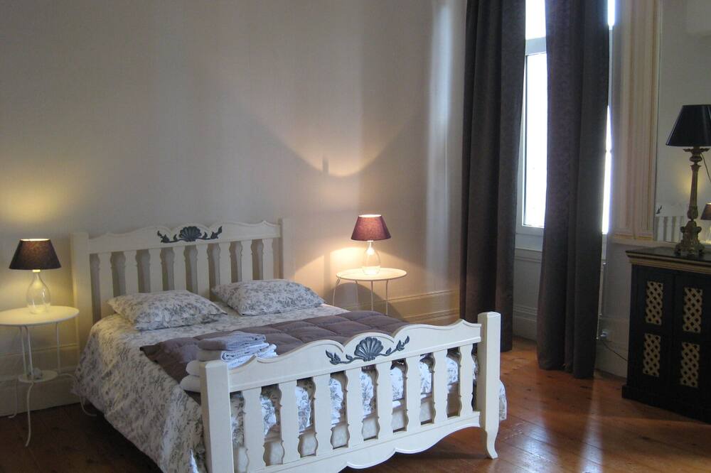 Photo of Bedroom in Puymirol