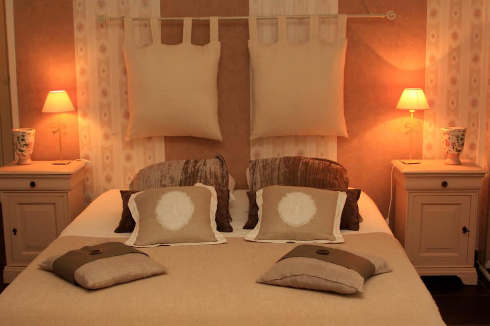 Photo of Bedroom in Montussan